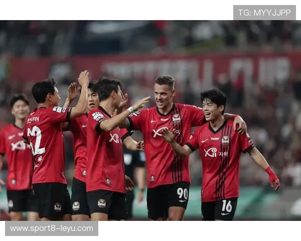 首尔FC全新赛季阵容亮相,目标冲击韩职联冠军