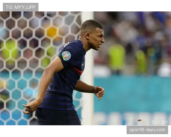 姆巴佩欧洲杯表现稳健，状态回暖备受期待